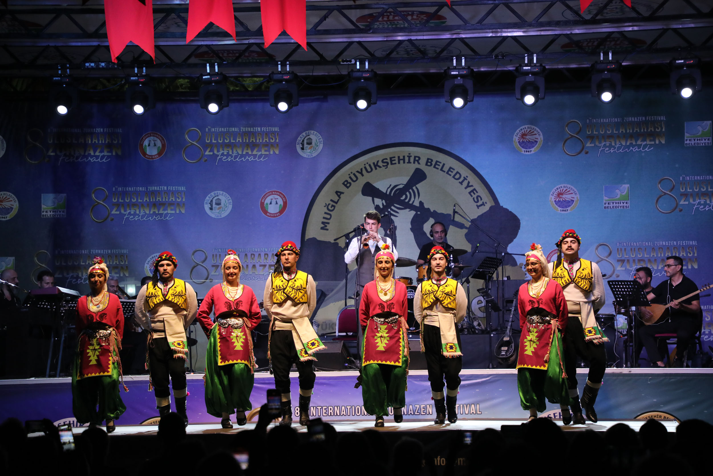 8-uluslararasi-zurnazen-festivali-milasta-basladi-9.jpg