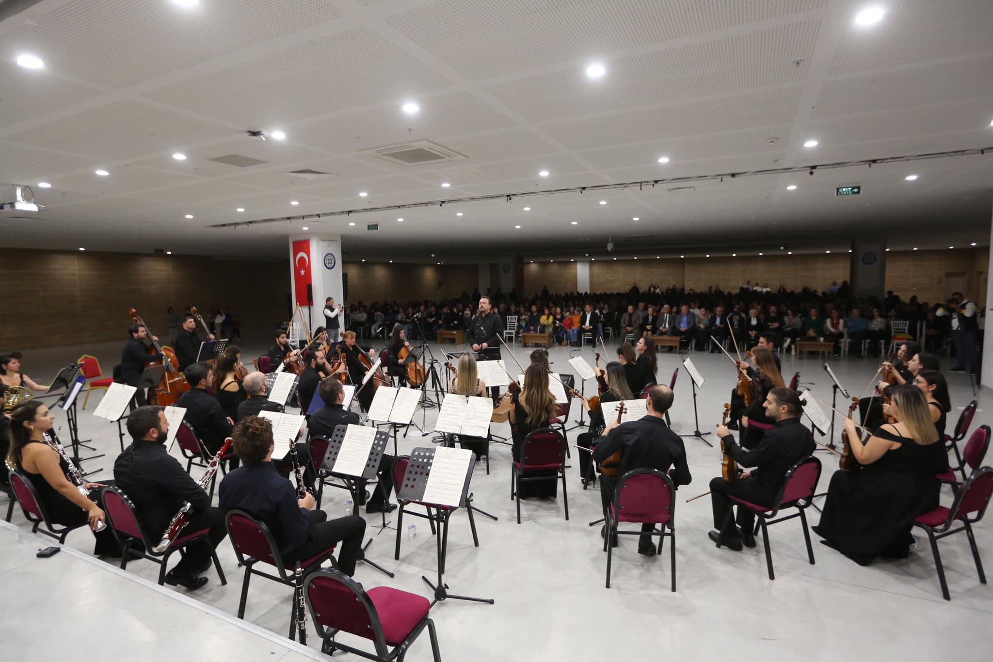 buyuksehir-turkan-saylanin-88-dogum-gununu-konserle-kutladi-1.jpg