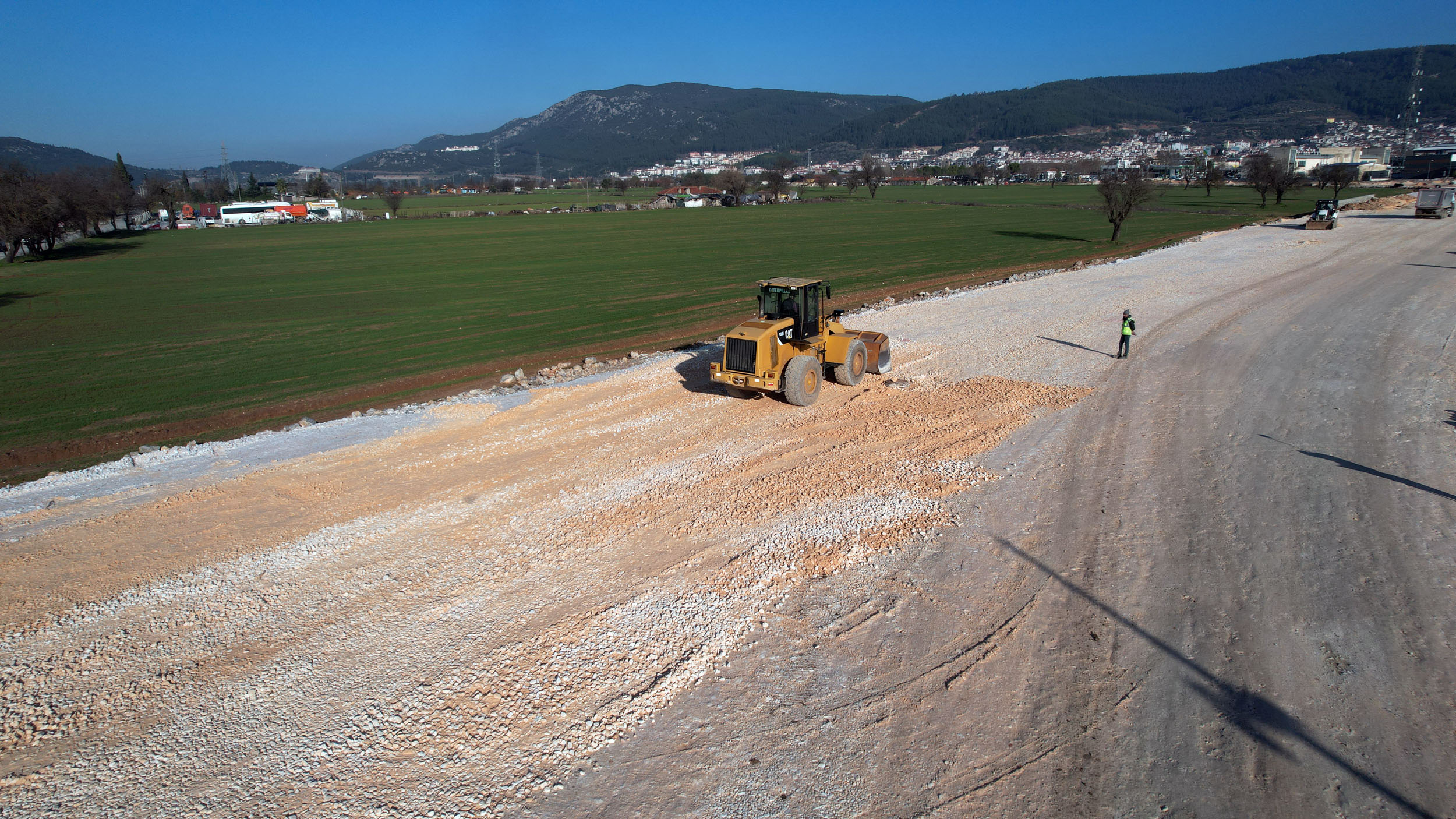 mentese-otogar-kavsaginda-yol-calismalari-hizla-ilerliyor-4.jpg